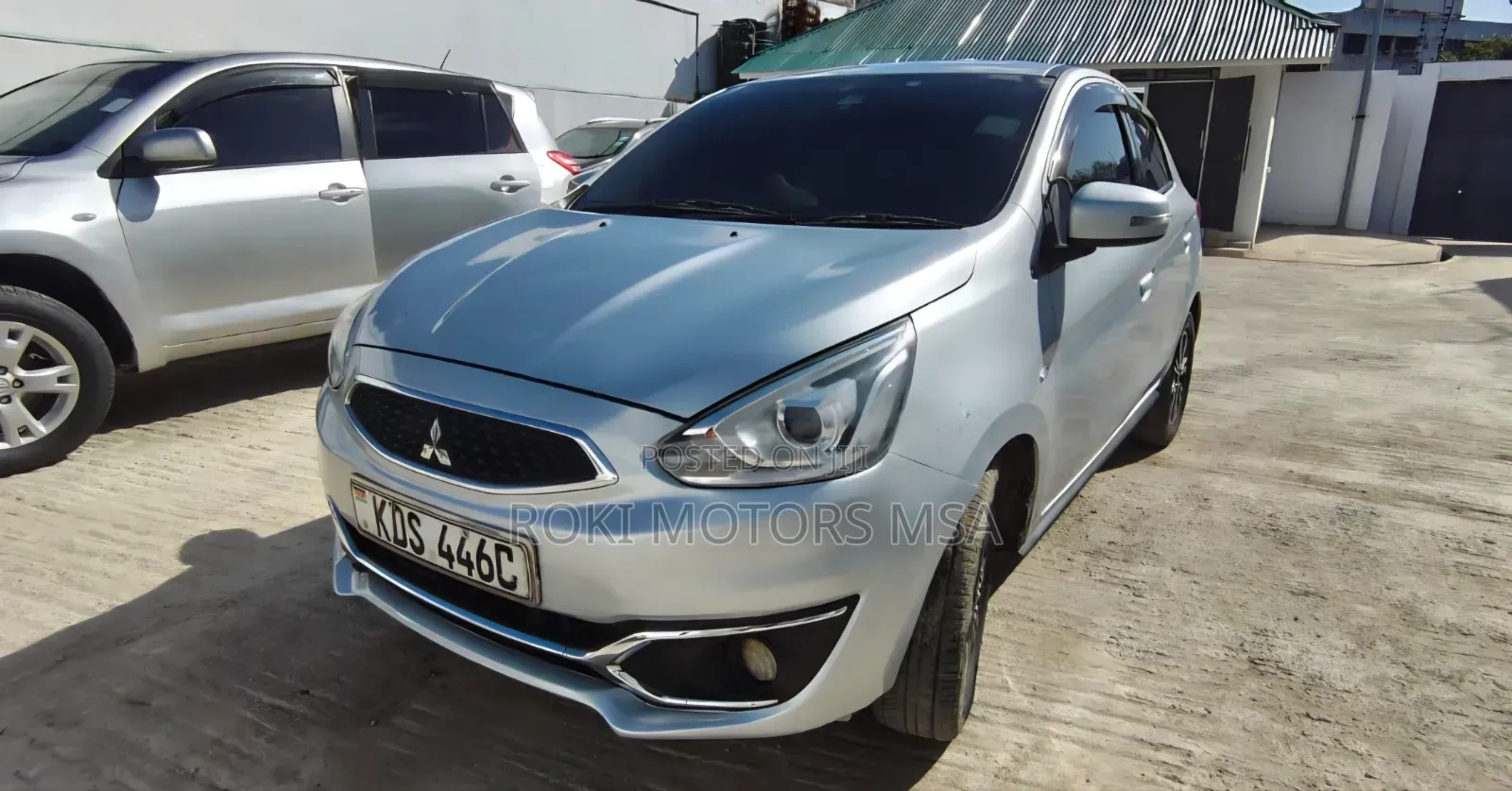 Mitsubishi Mirage 2017 Silver
