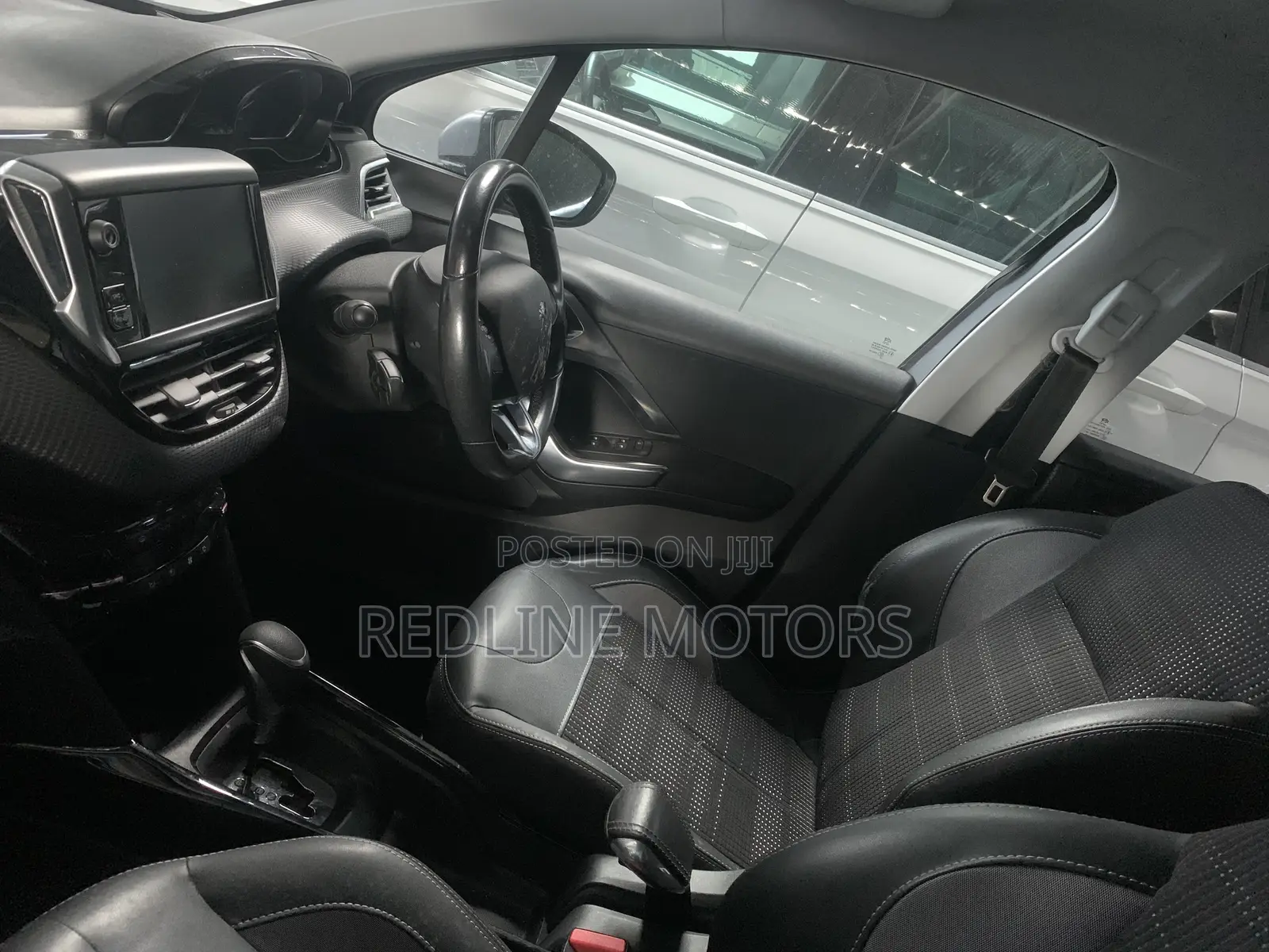 Peugeot 2008 1.2 PureTech (155 Hp) 2019 Silver