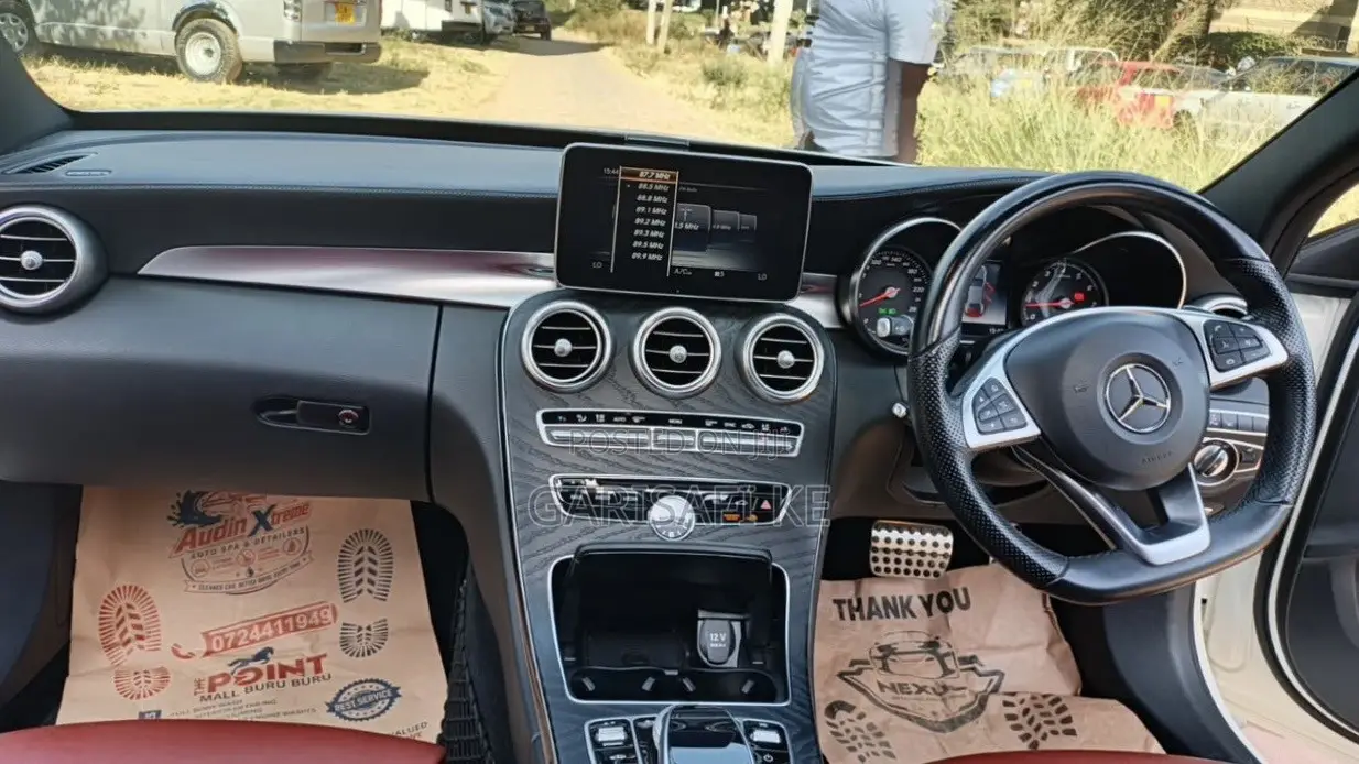 Mercedes-Benz C200 2018 White
