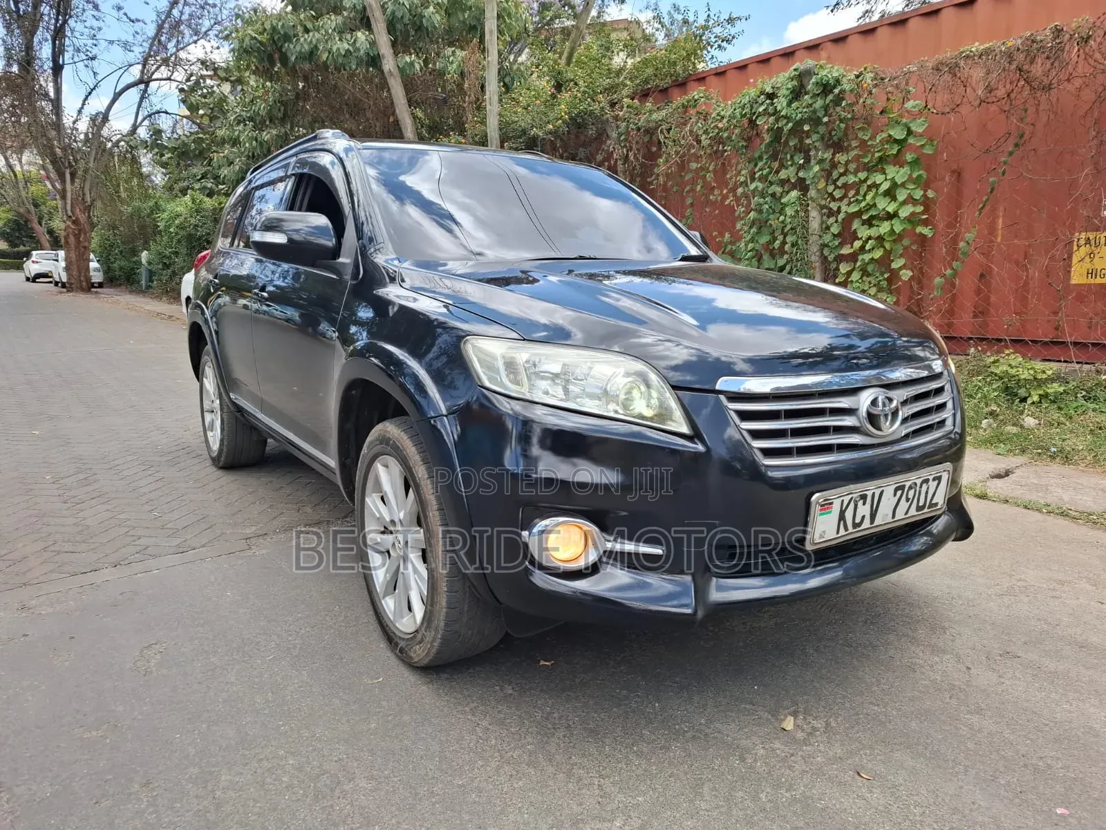 Toyota Vanguard 2013