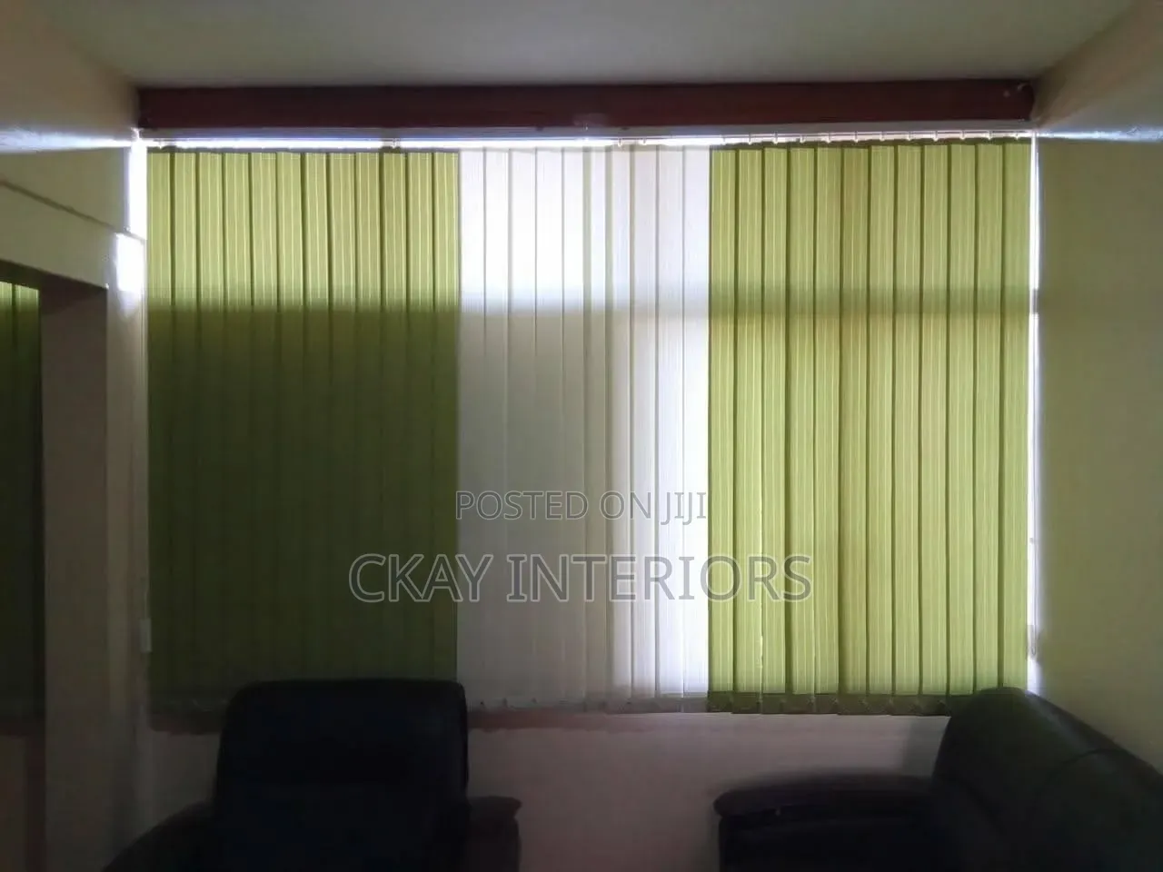Give Your Bedroom a Softer,more Inviting Appearance With Elegant Blind