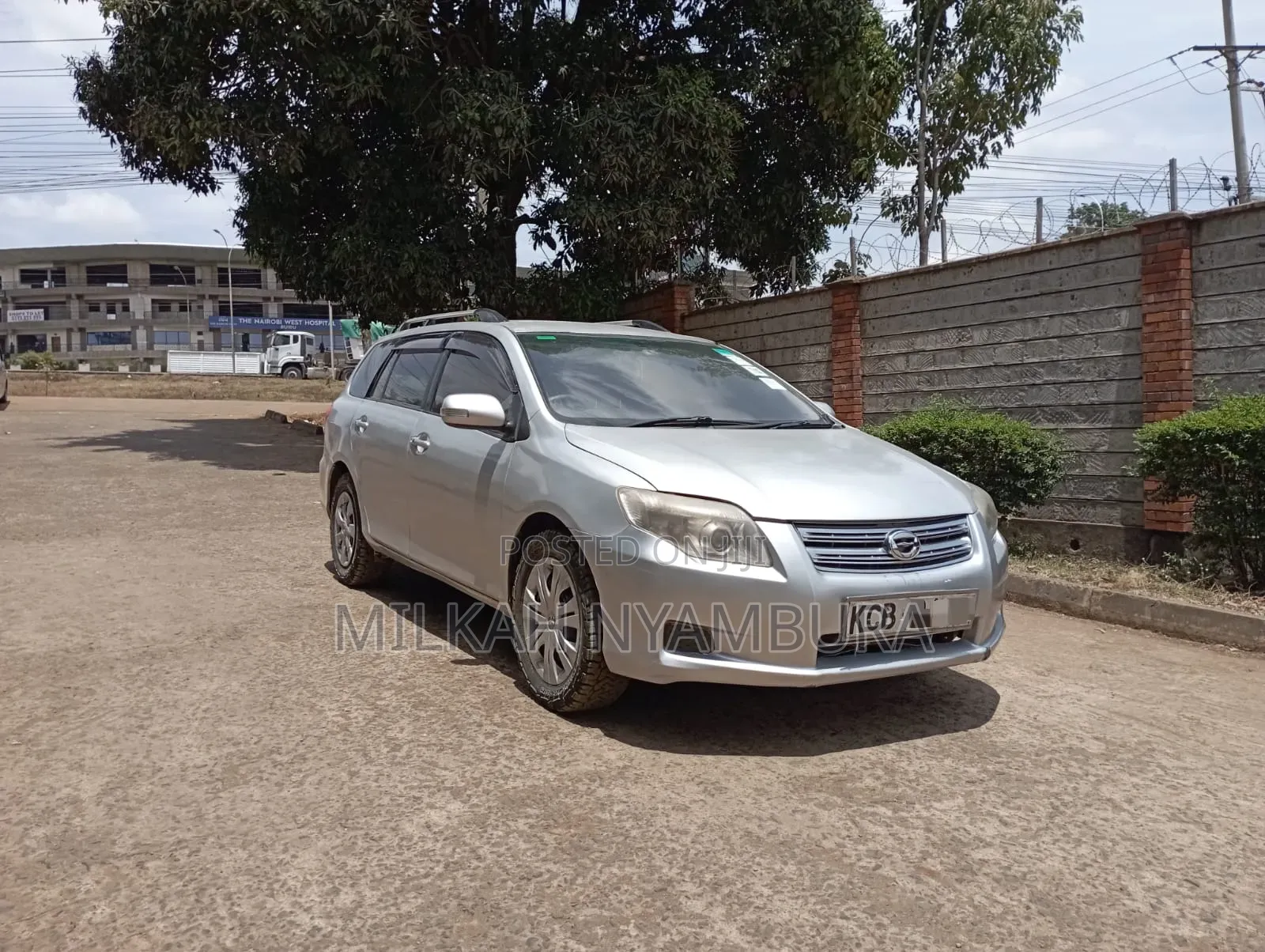 Toyota Corolla Fielder 2013 Silver