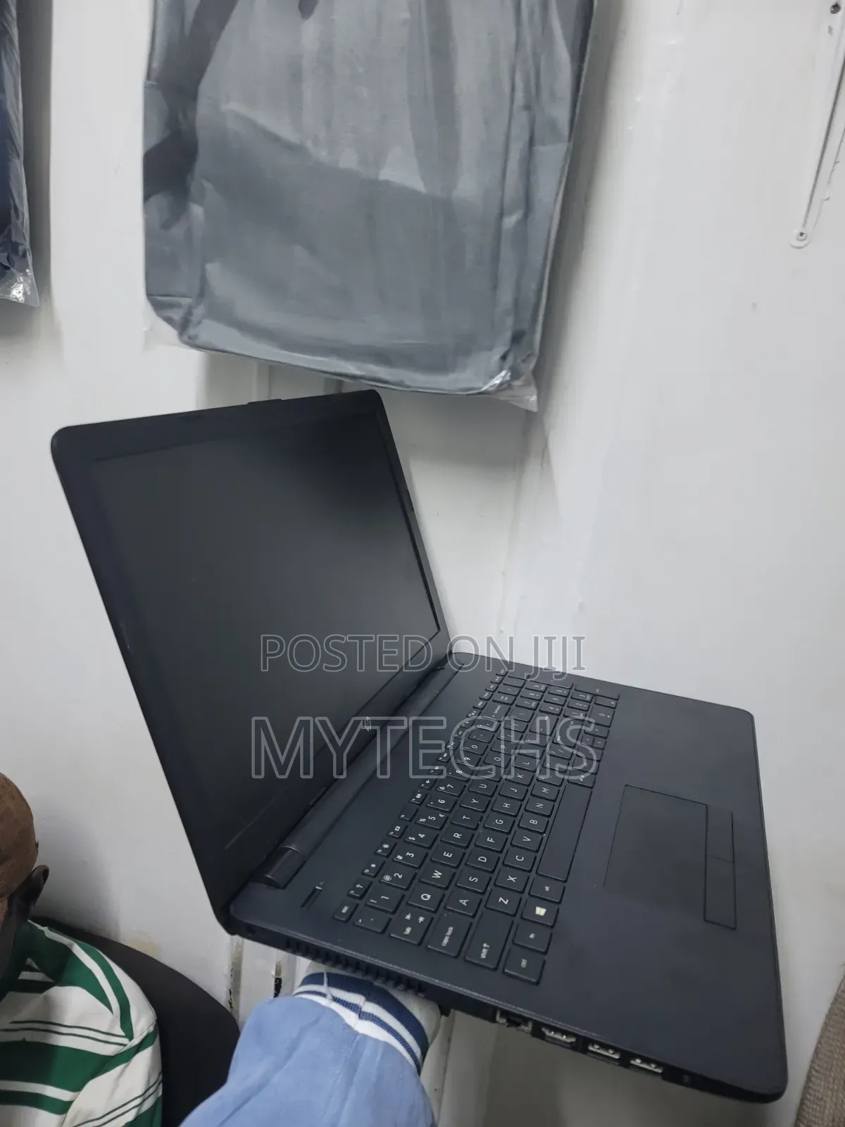 Laptop HP 250 G6 4GB Intel HDD 500GB