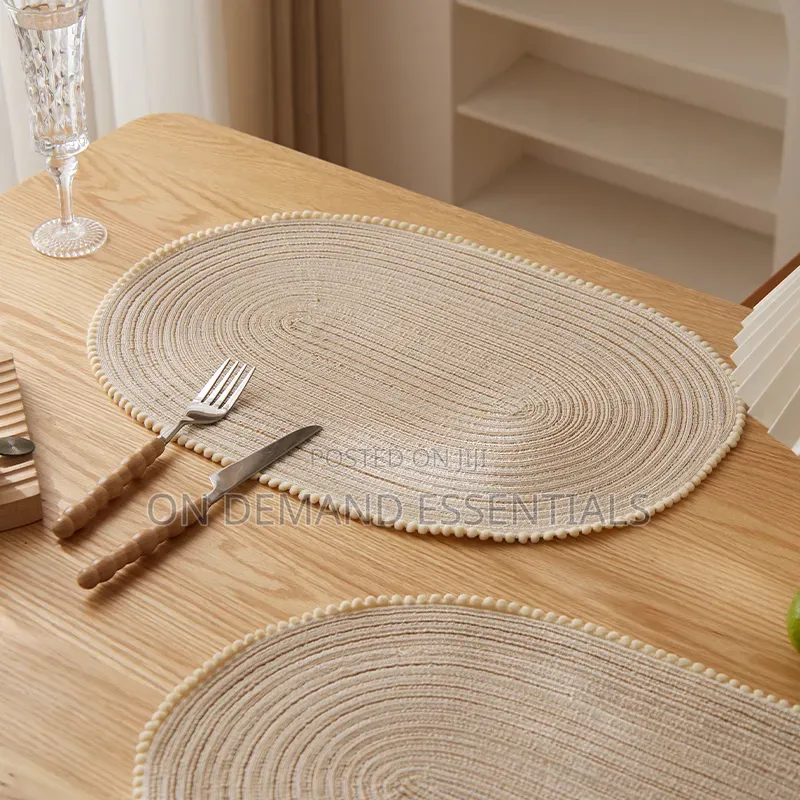 1pc Decorative Home Hotel Oval Braided Placemats