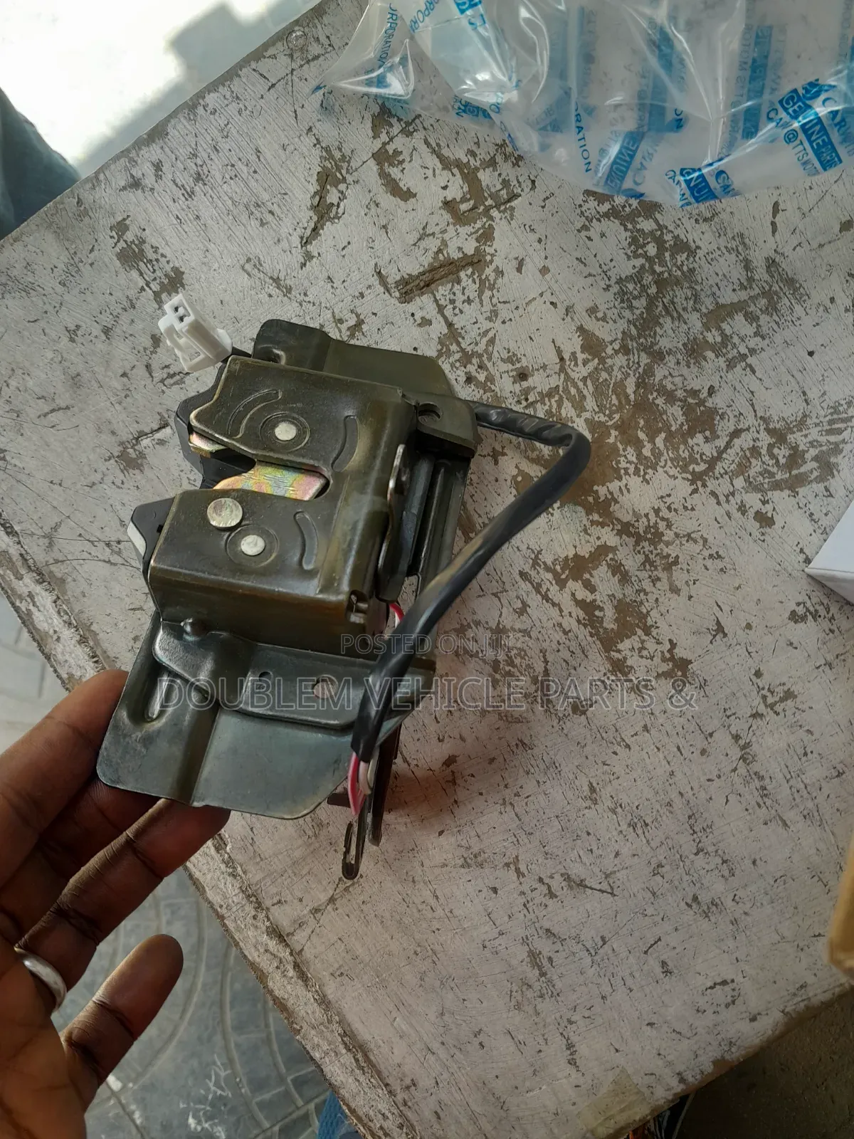 Bootlock/Boot Lock /Tail Gate Lock Back/Rear Door Latch Hiace 7l/9l