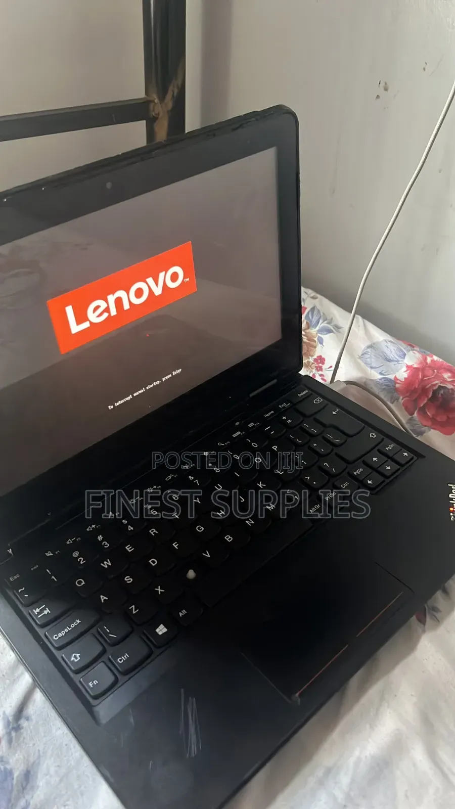 Laptop Lenovo Yoga 11e 4GB Intel Pentium HDD+SSD 128GB