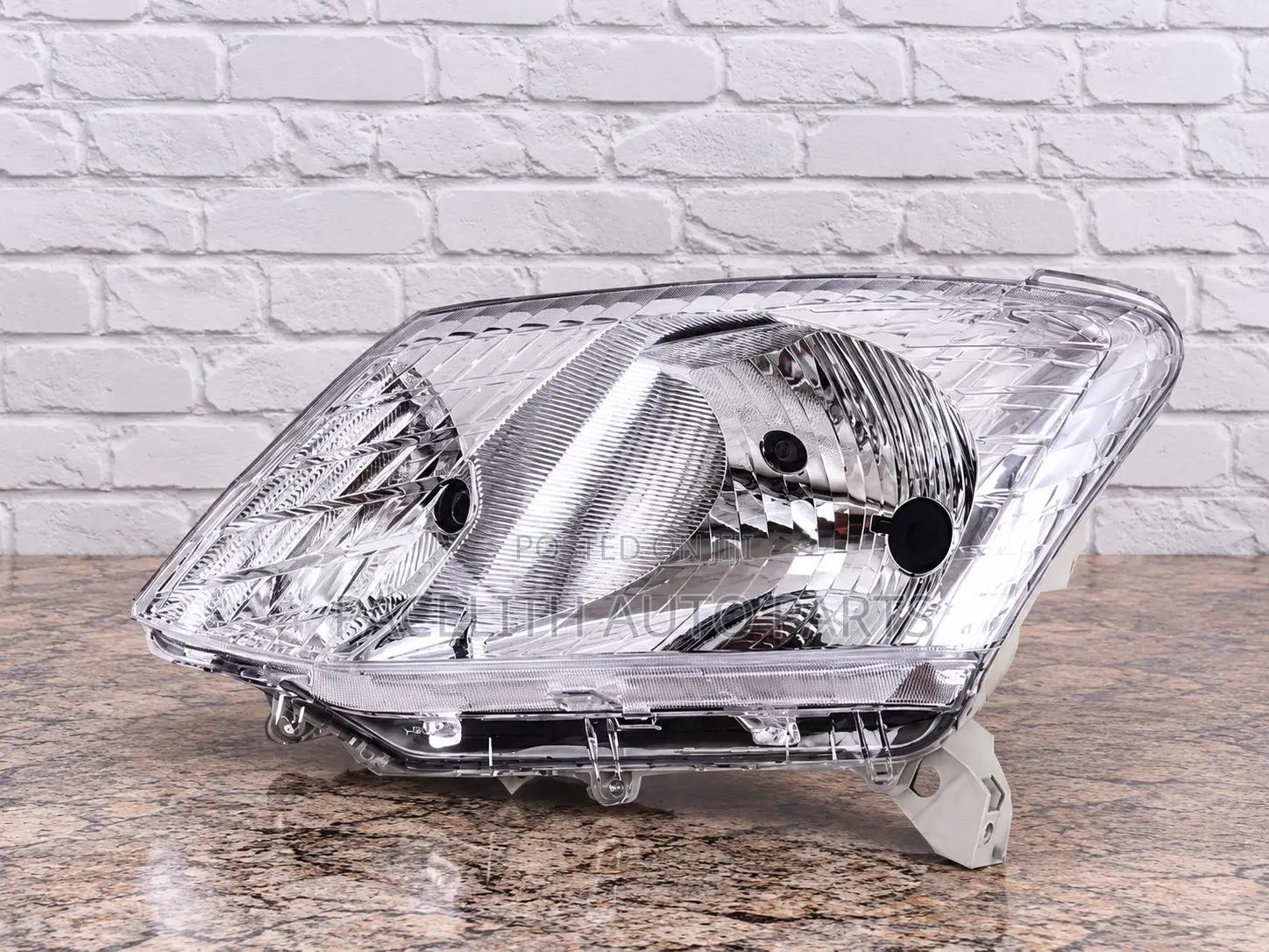 Casp Head Lamp / Light Isuzu DMax 2013/2014/2015