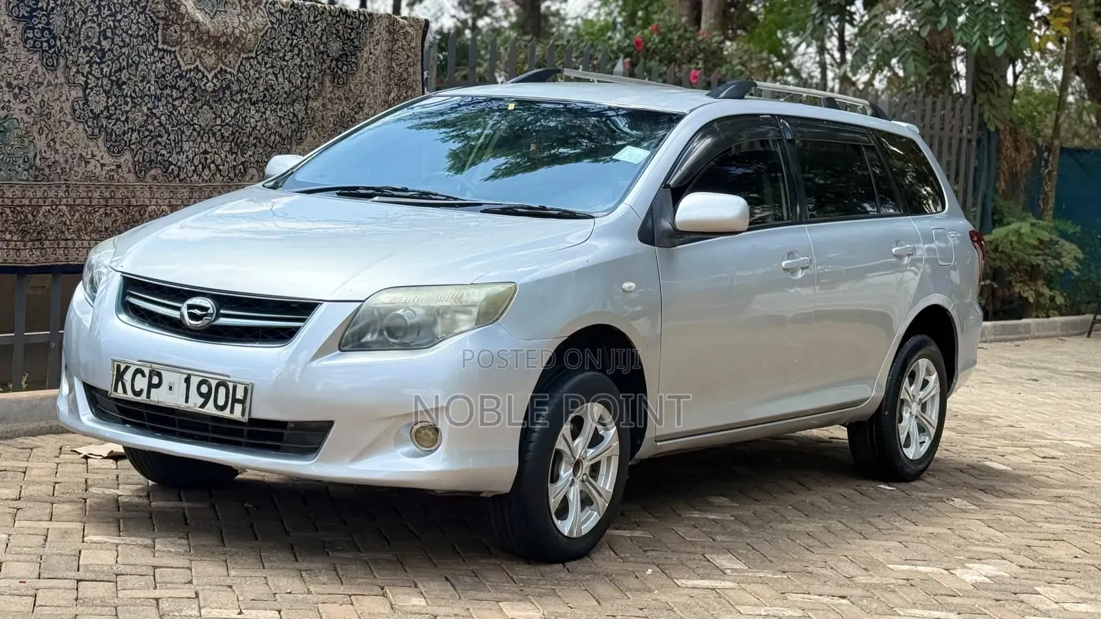 Toyota Corolla Fielder 2010 Silver
