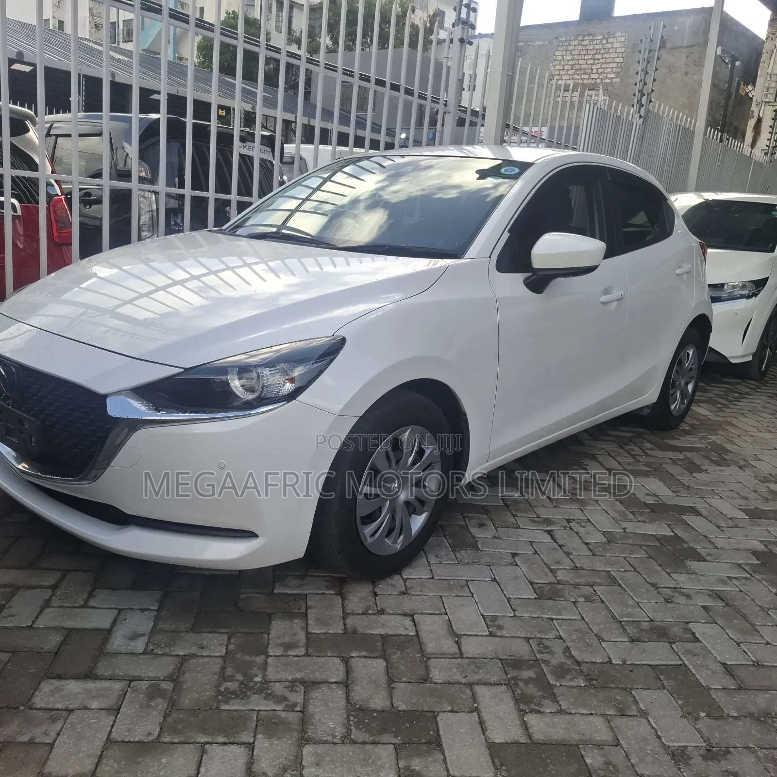 Mazda 2 2020 White