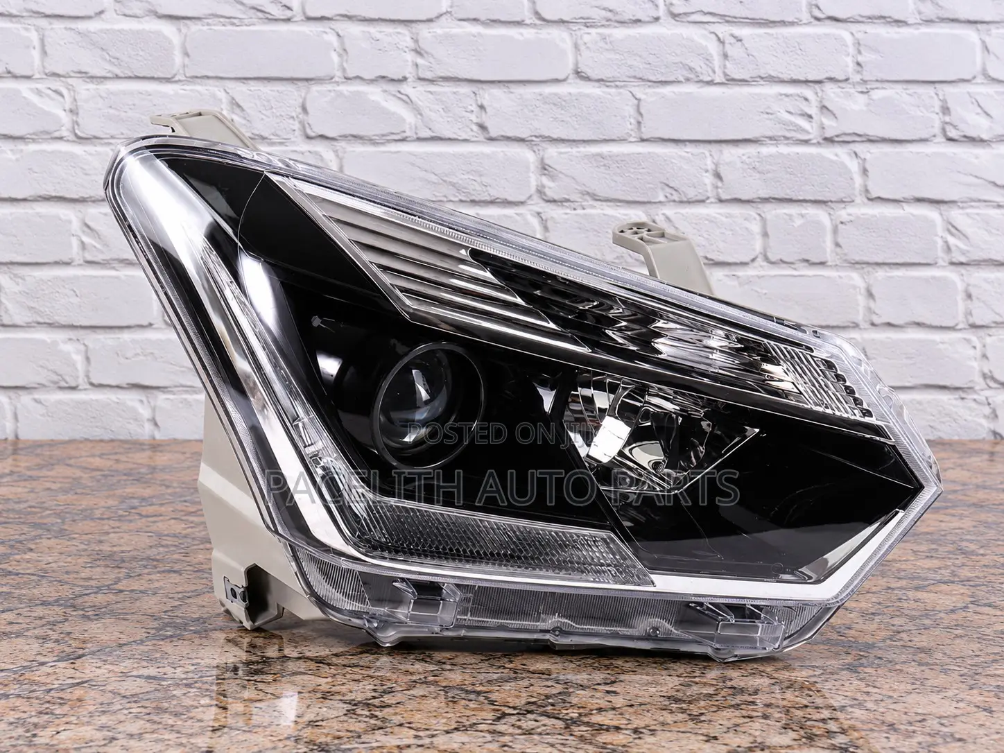 Head Lamp / Light Isuzu DMax 2016/2017/2018 Smoked LED