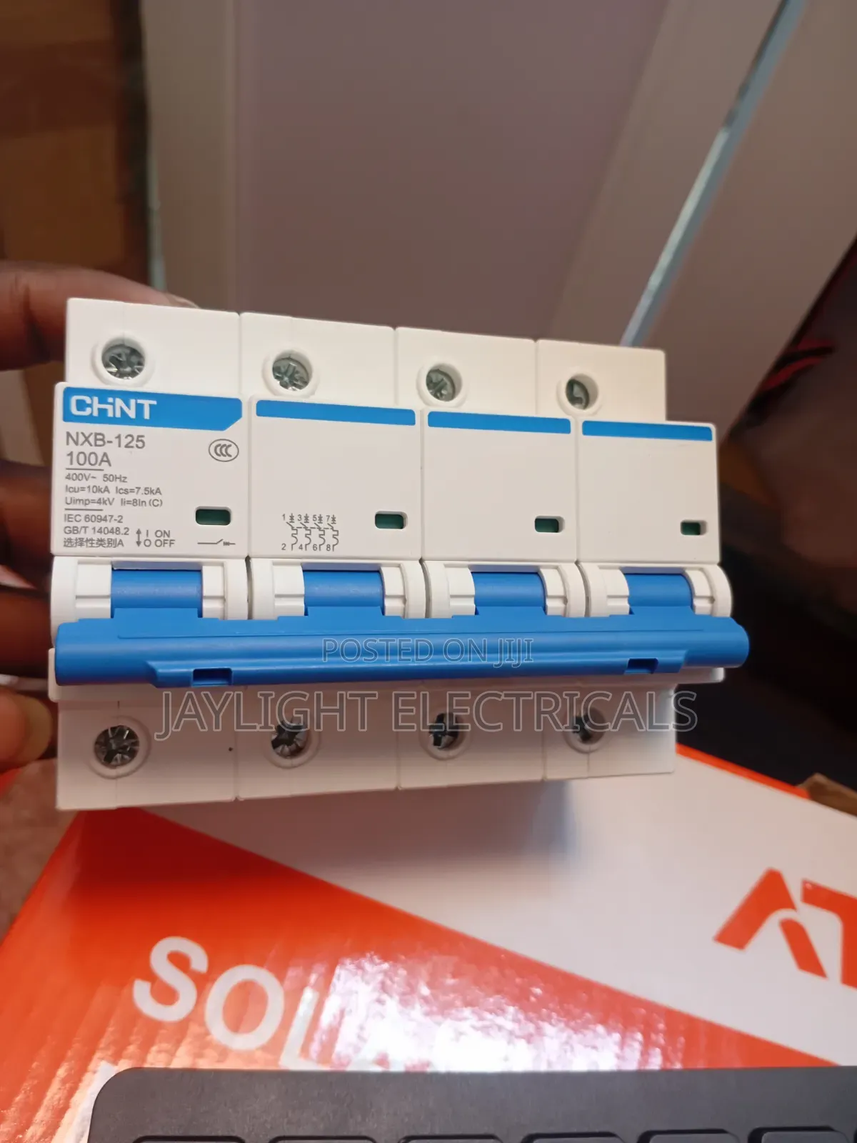 MCB Circuit Breaker for Electrical System 4pole 100A