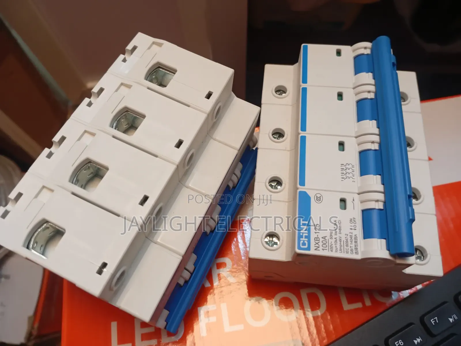 4P MCB Four Pole Circuit Breaker 400V 100A