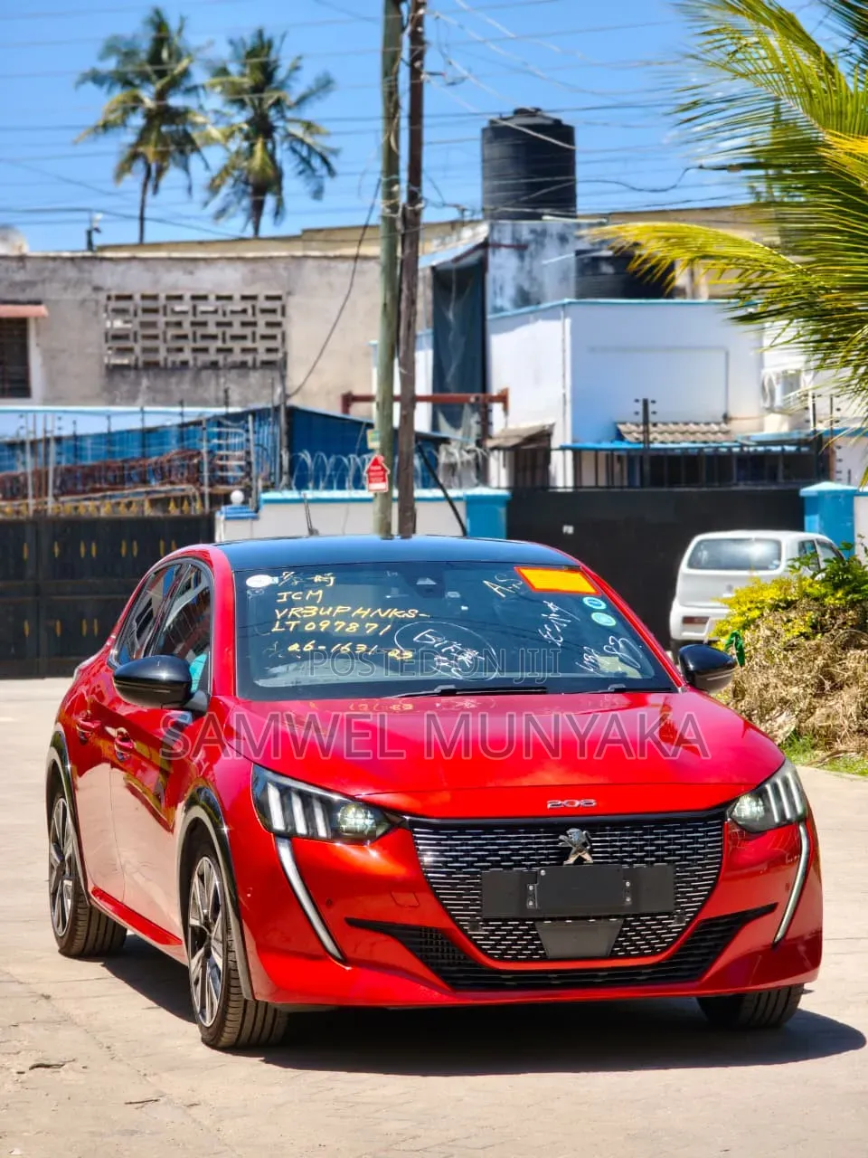 Peugeot 208 2020 Red