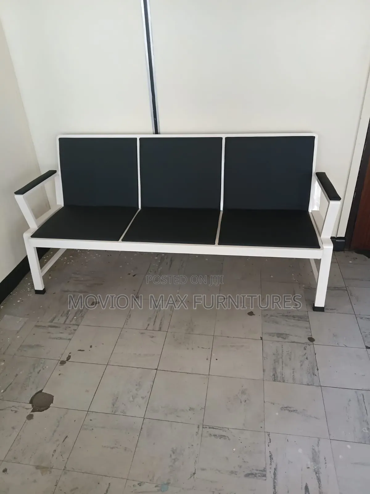 Modern Executive Waiting Bench Premium Black/ White Receptionist