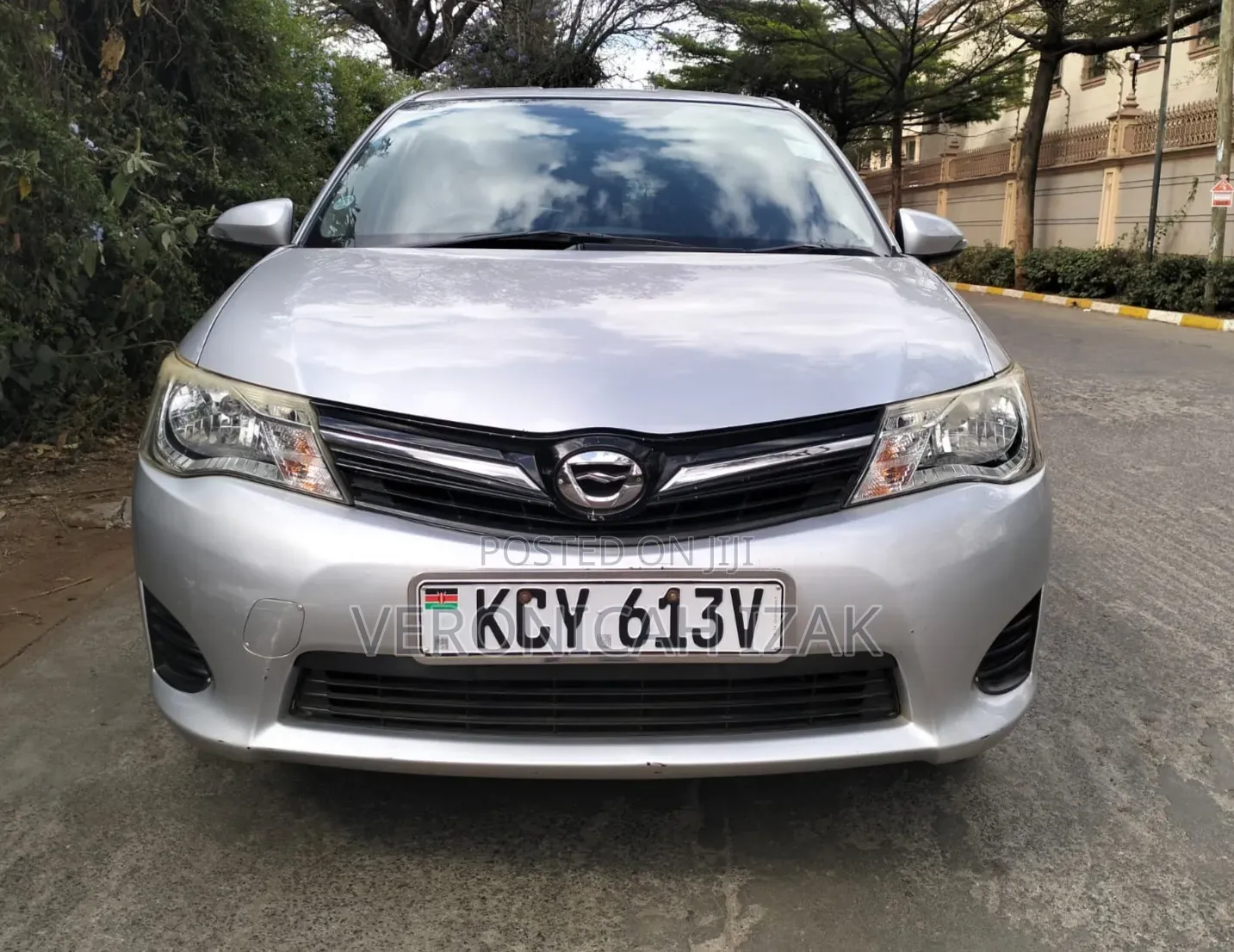 Toyota Corolla Fielder 2013