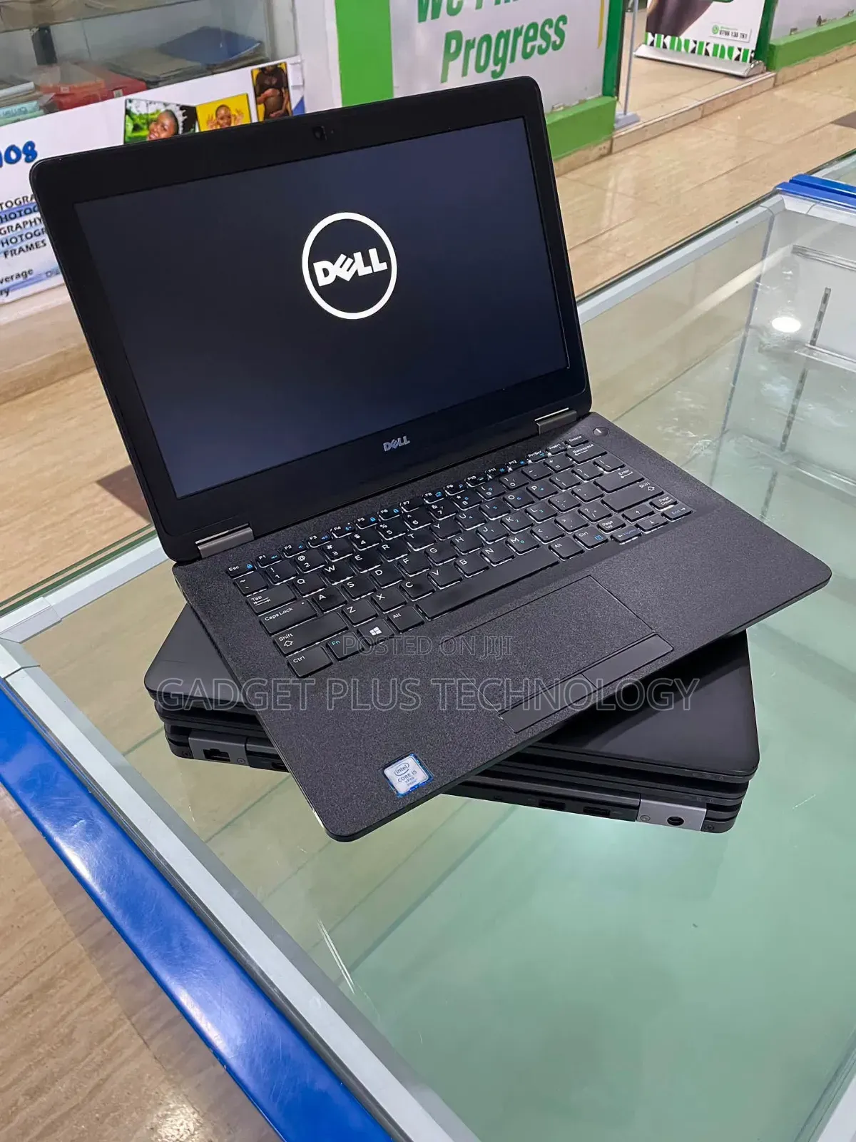 Laptop Dell Latitude E7270 8GB Intel Core i7 SSD 256GB