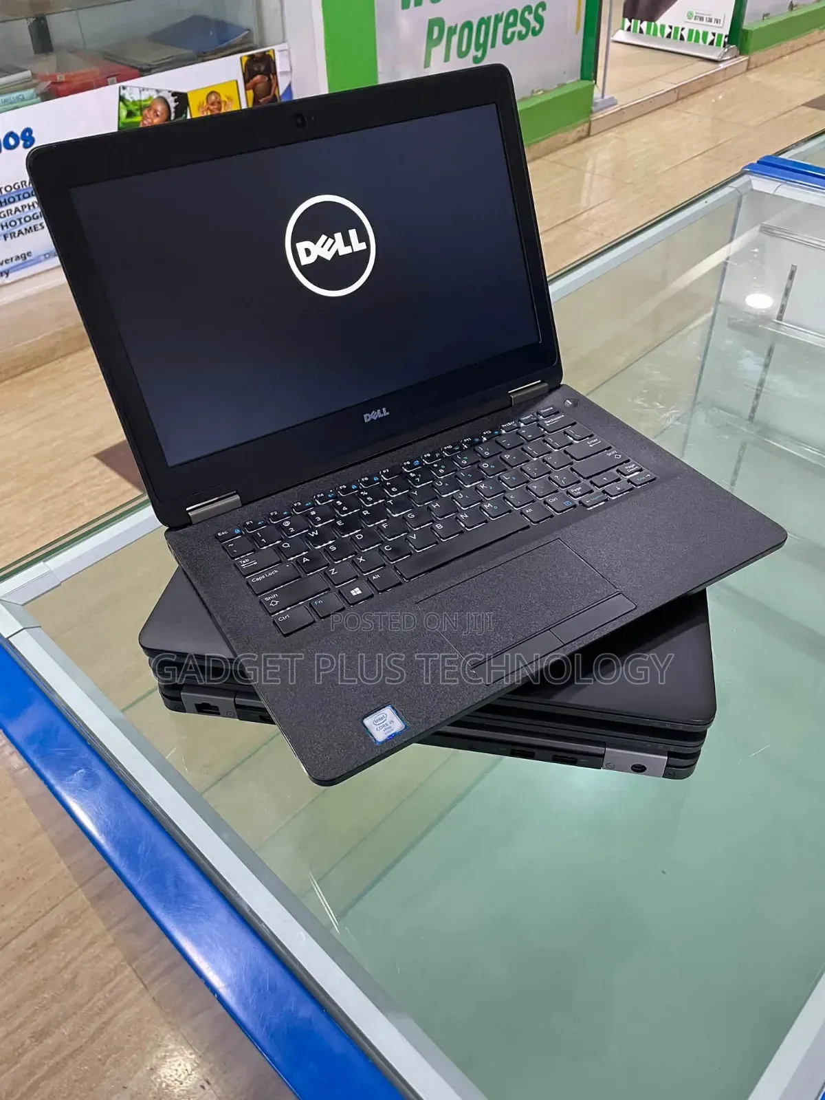 Laptop Dell Latitude E7270 8GB Intel Core i7 SSD 256GB