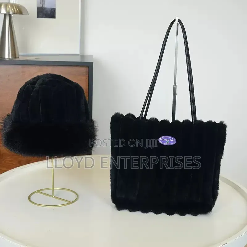 *2 in 1 Ladies Fur Bags*