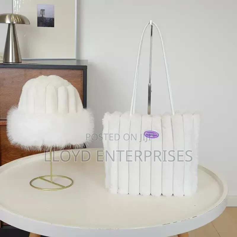 *2 in 1 Ladies Fur Bags*
