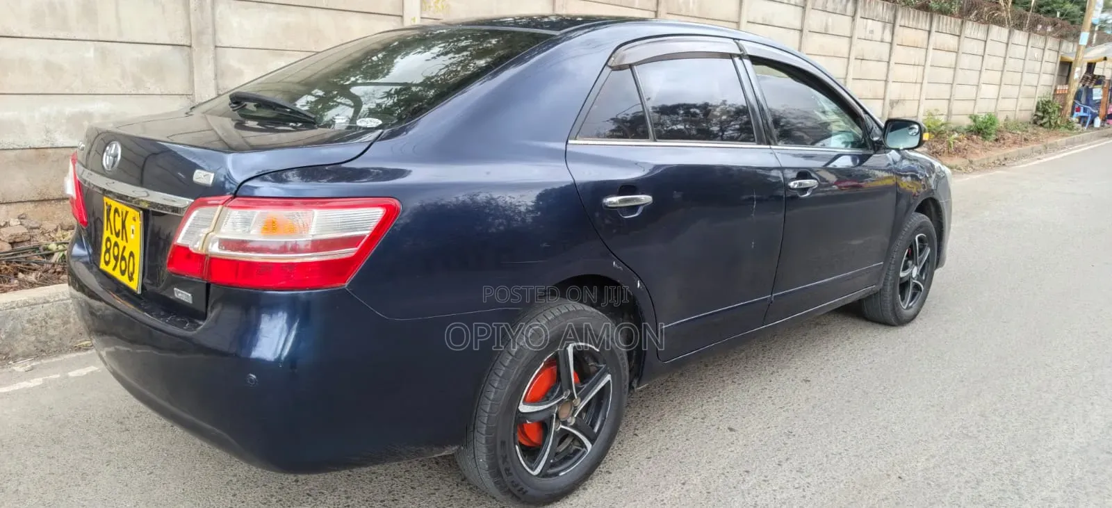 Toyota Premio 2011 Blue