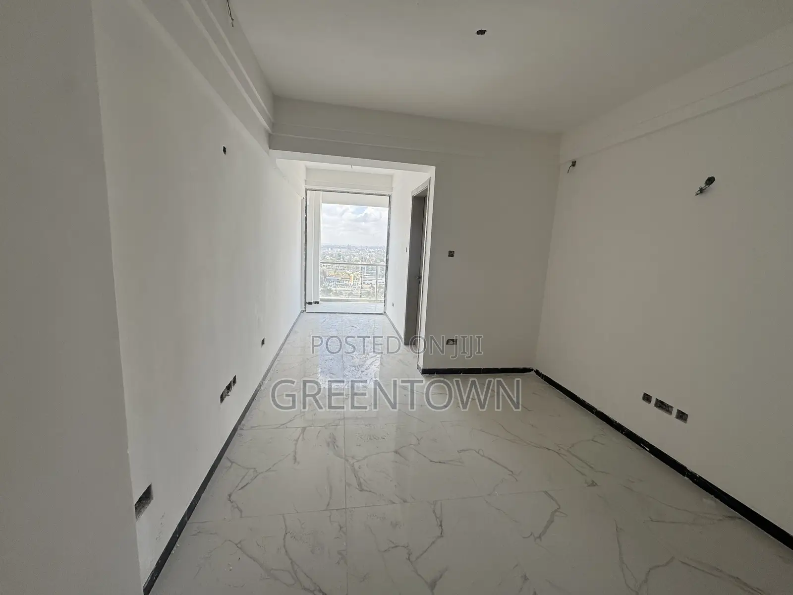 2bdrm Apartment in Tsavorite Gardens, Kilimani for sale