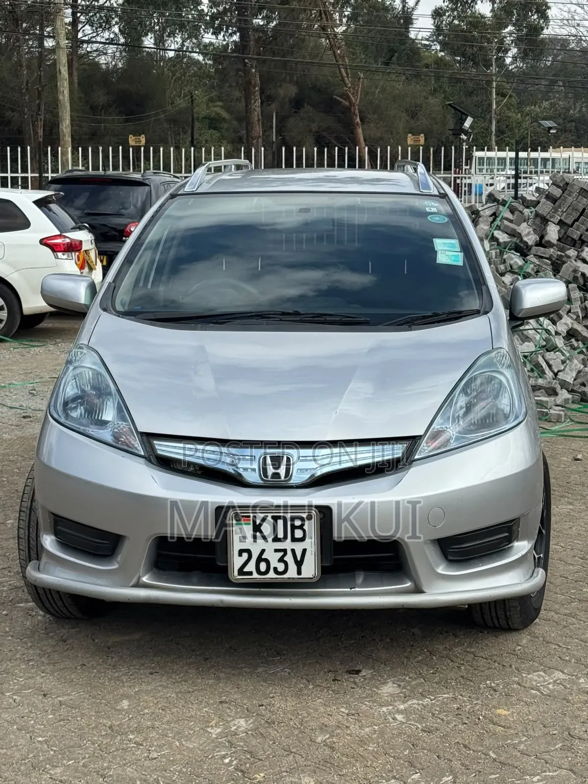 Honda Fit Shuttle 2014 Silver