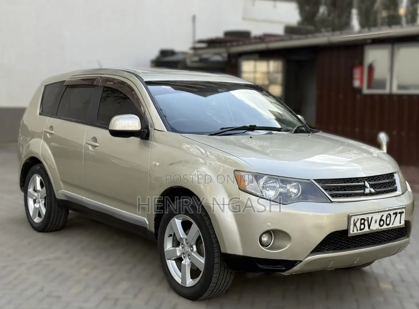 Mitsubishi Outlander 2006 Gold