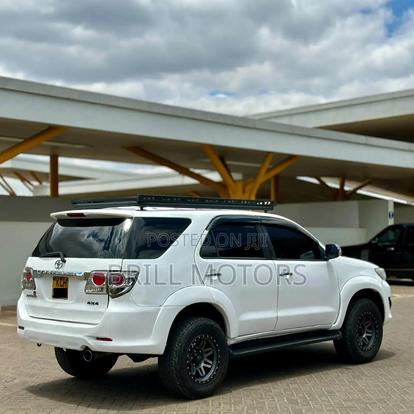 Toyota Fortuner 2015 White