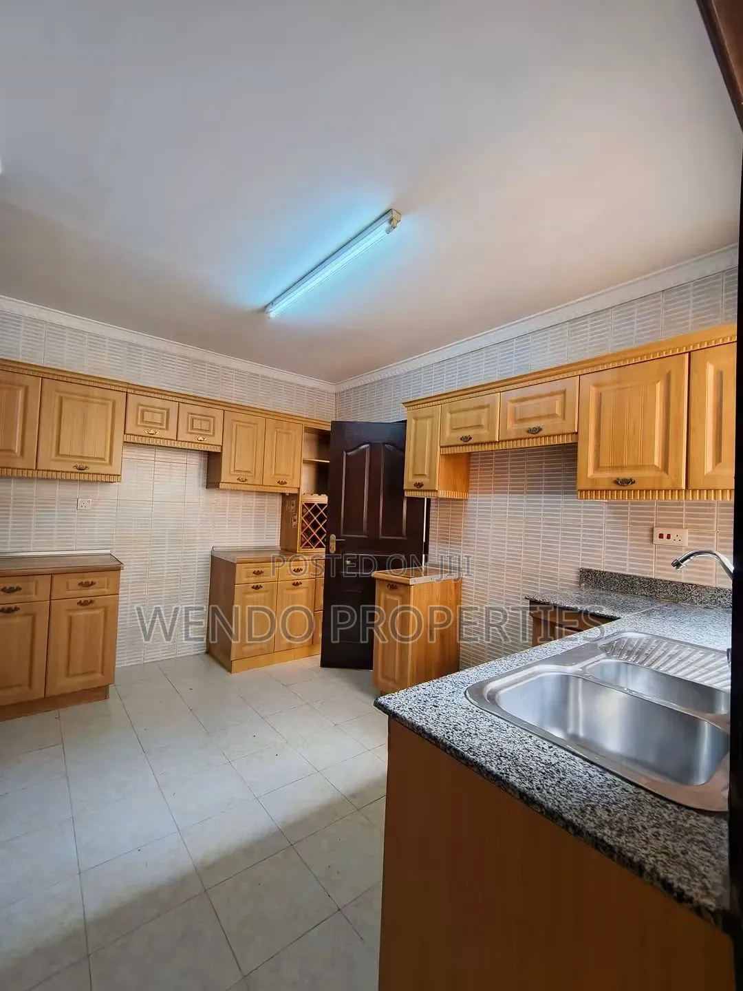 3bdrm Apartment in Kileleshwa for rent