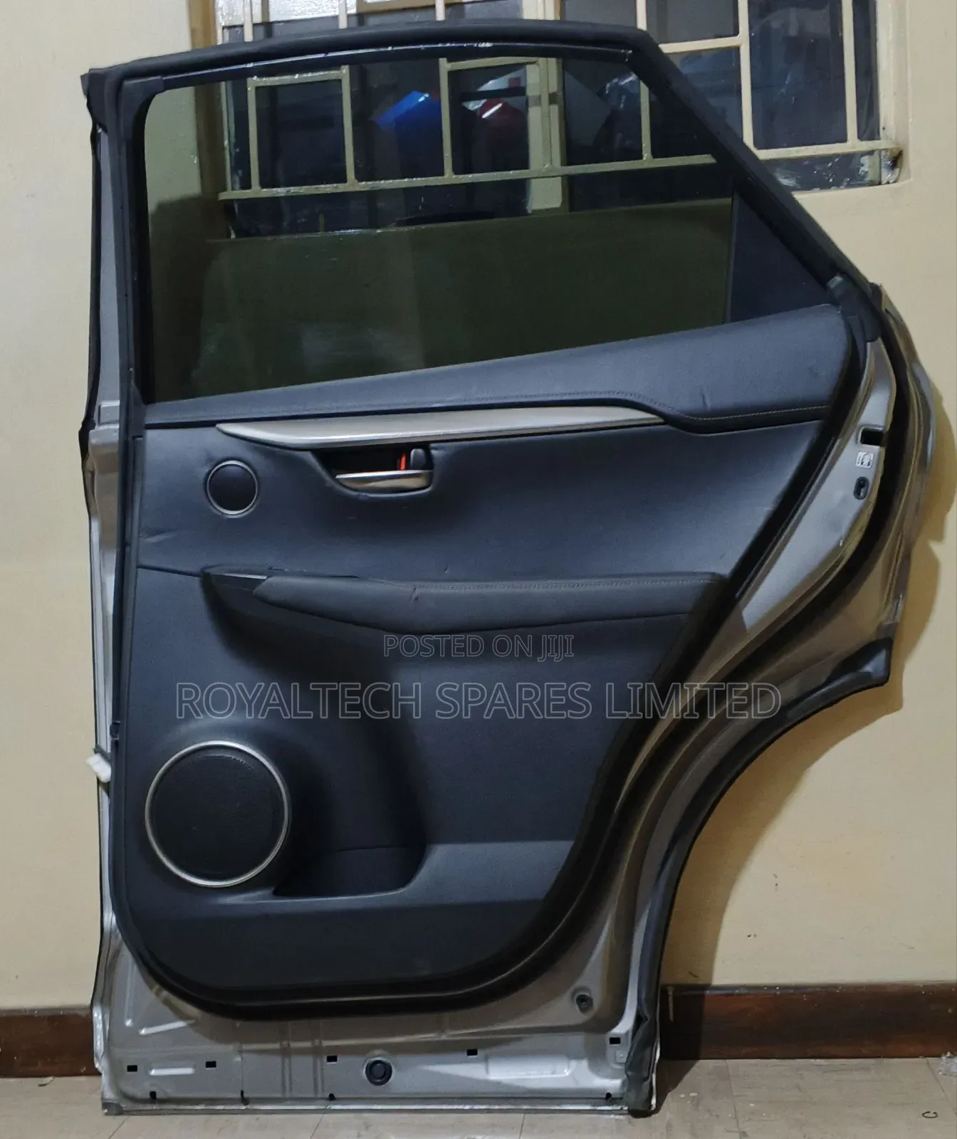Nx 200/300t Rear Right