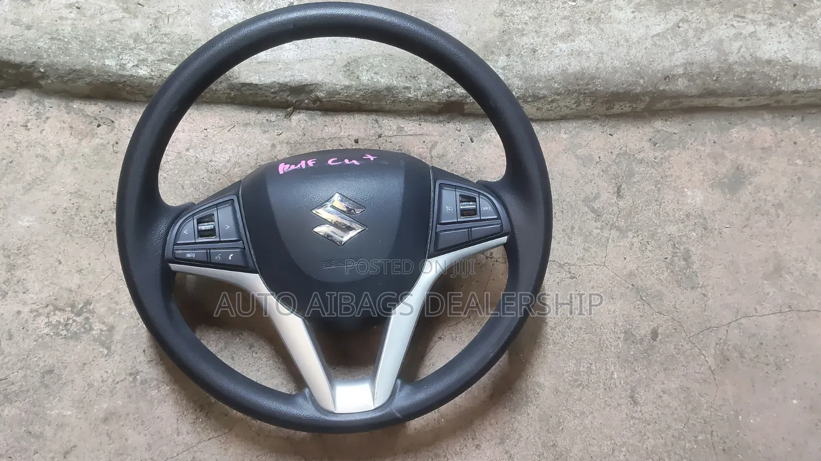 Suzuki Solio Dashboard Airbag and Steering Airbag.