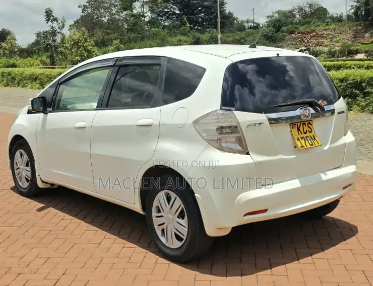 Honda Fit 2012 White