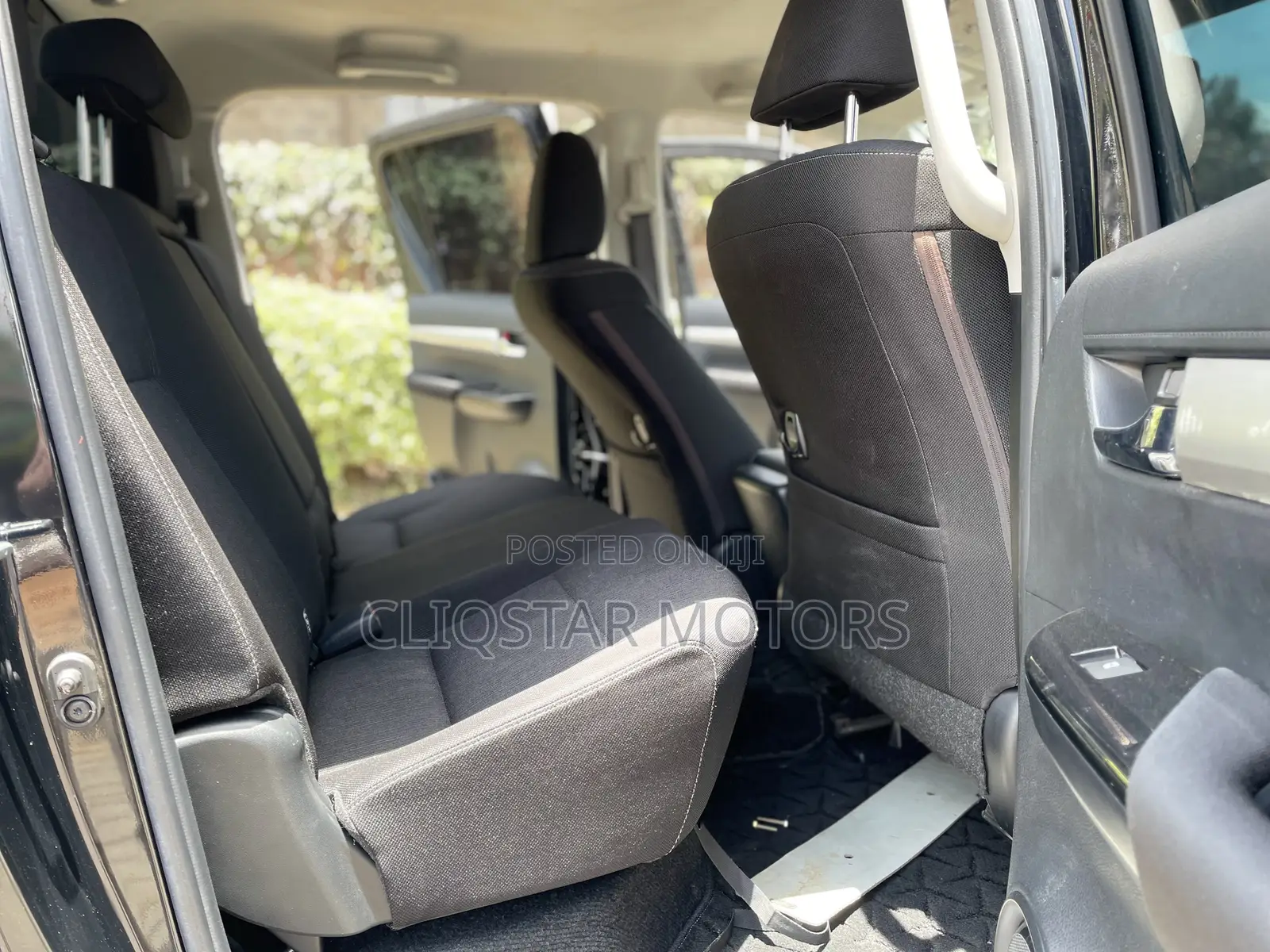 Toyota Hilux Revo Double Cab Deisel 2.4 AWD 2021 Black