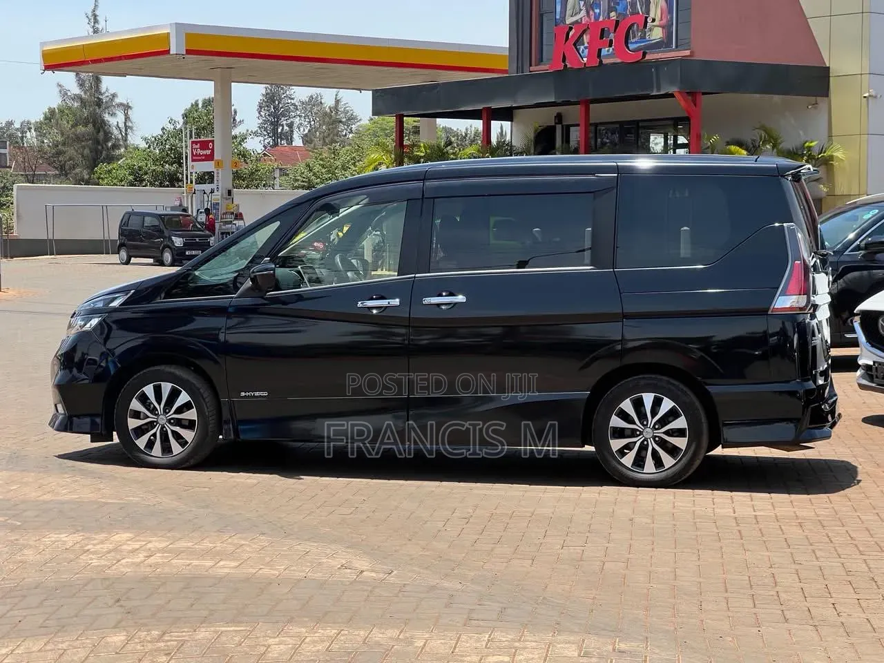 Nissan Serena 2019 Black