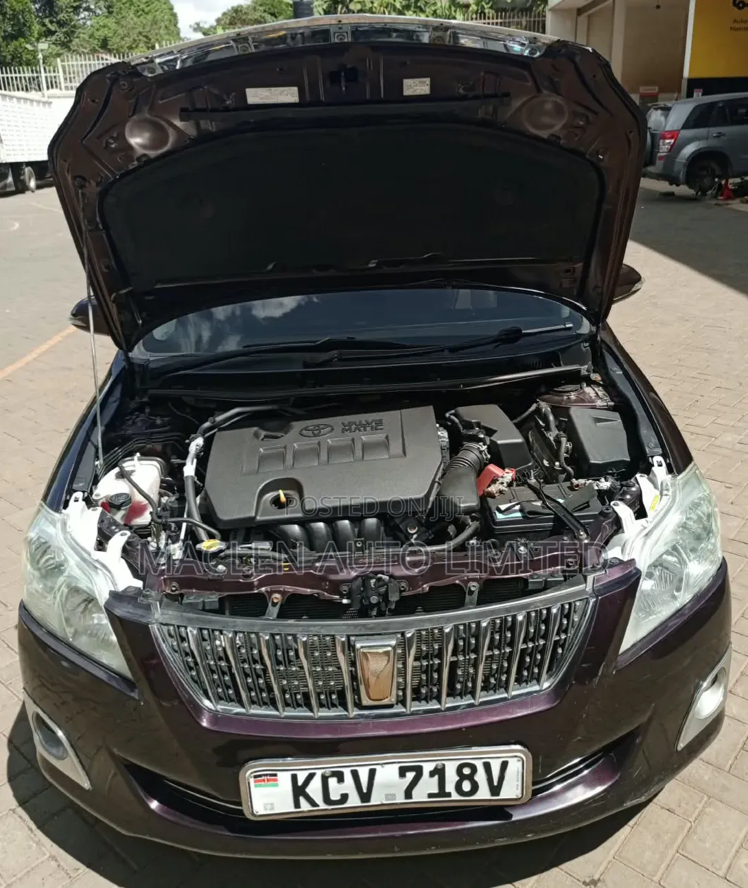 Toyota Premio 2013 Maroon