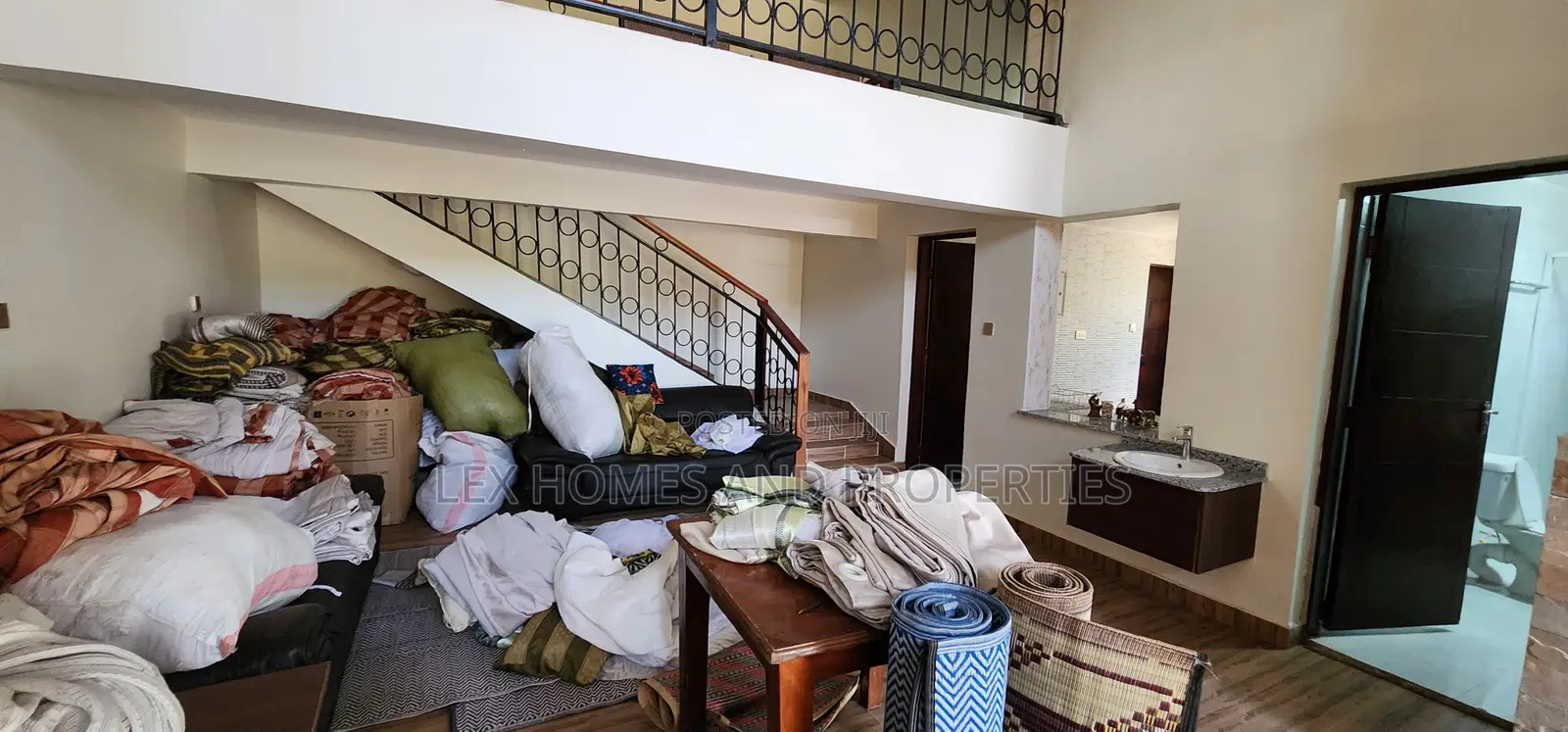 3bdrm Maisonette in Kandisi for sale