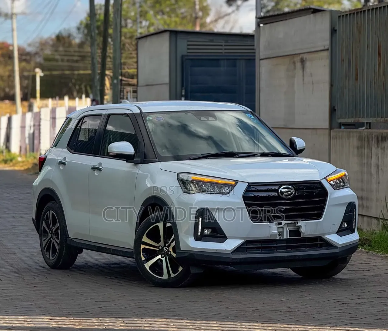 Toyota Raize 1.0 FWD 2019 White