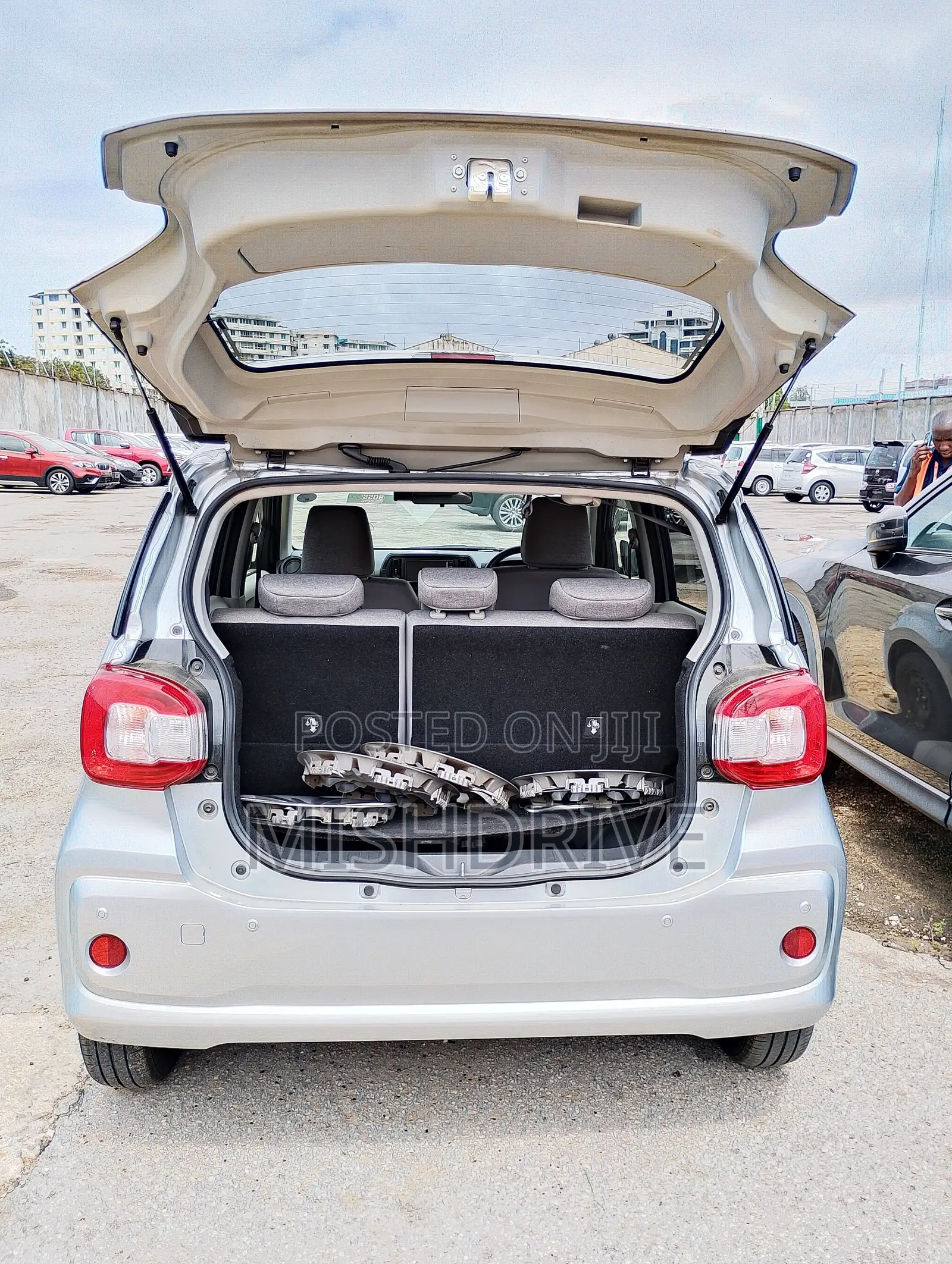 Toyota Passo 1.0 FWD 2020 Silver