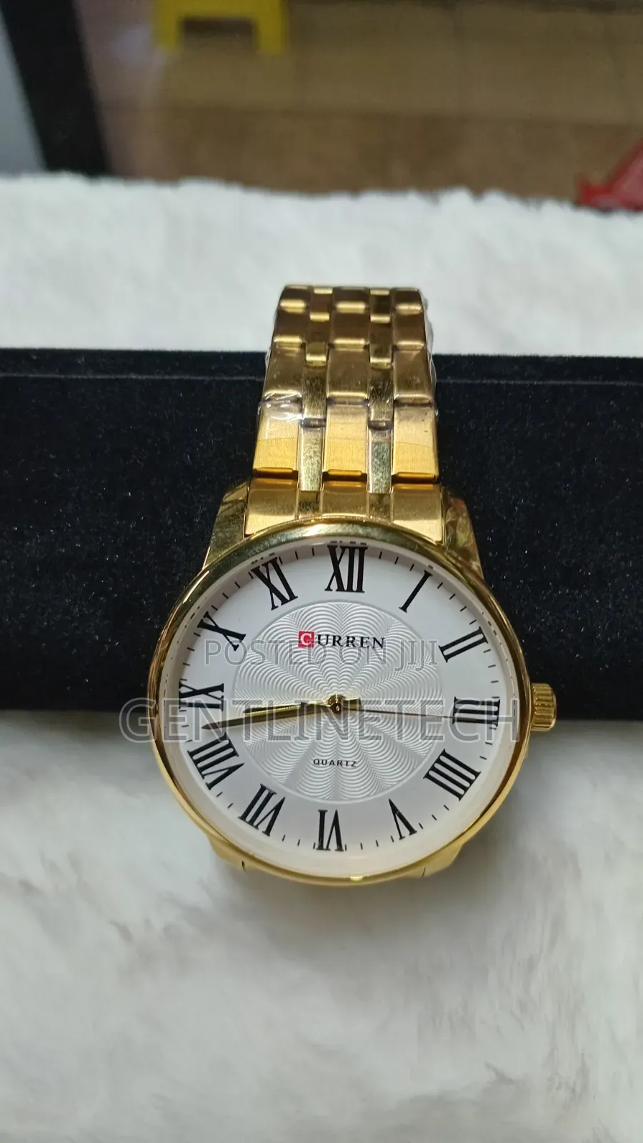 Curren Quartz Gold and White Watch