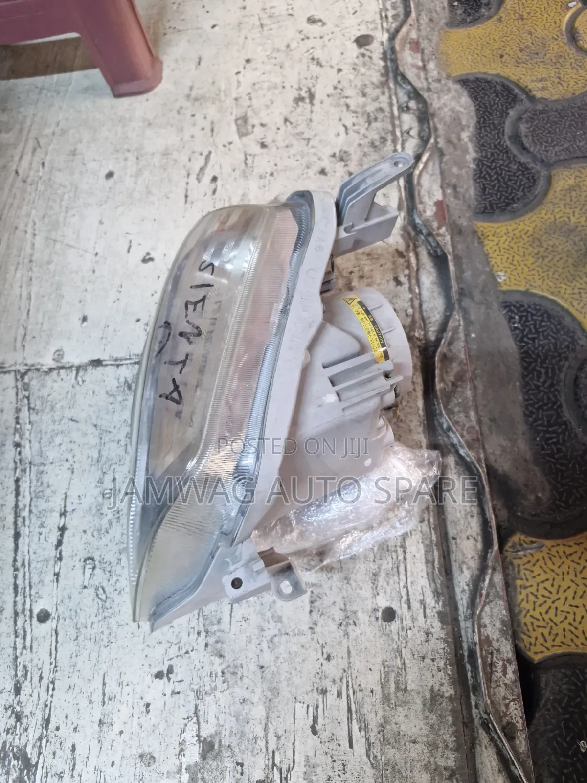 Toyota Sienta New Model Headlights