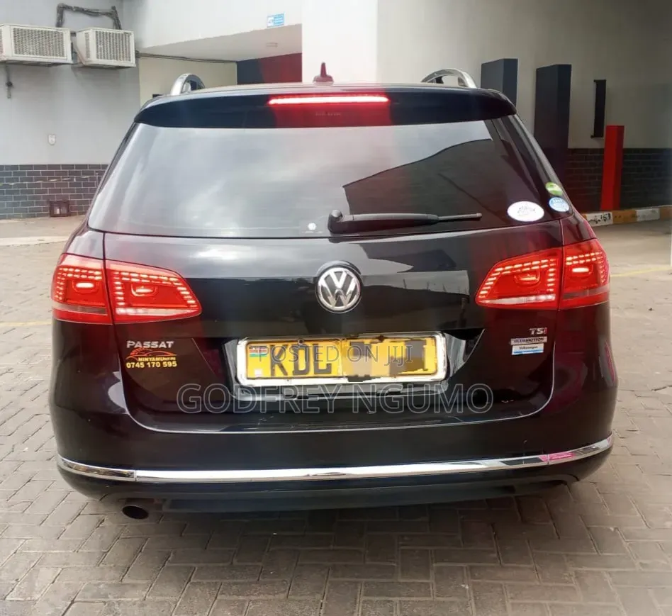 Volkswagen Passat 2015 Black