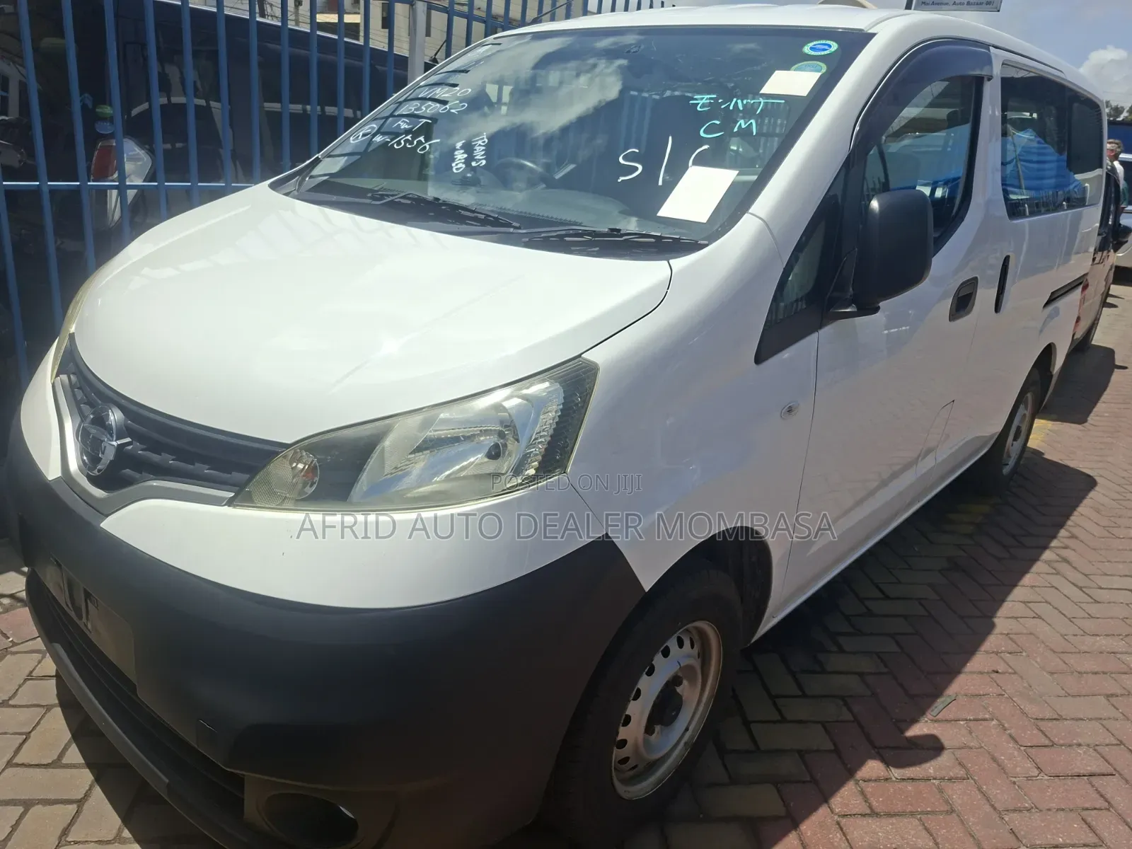 Nissan NV200 2019 White