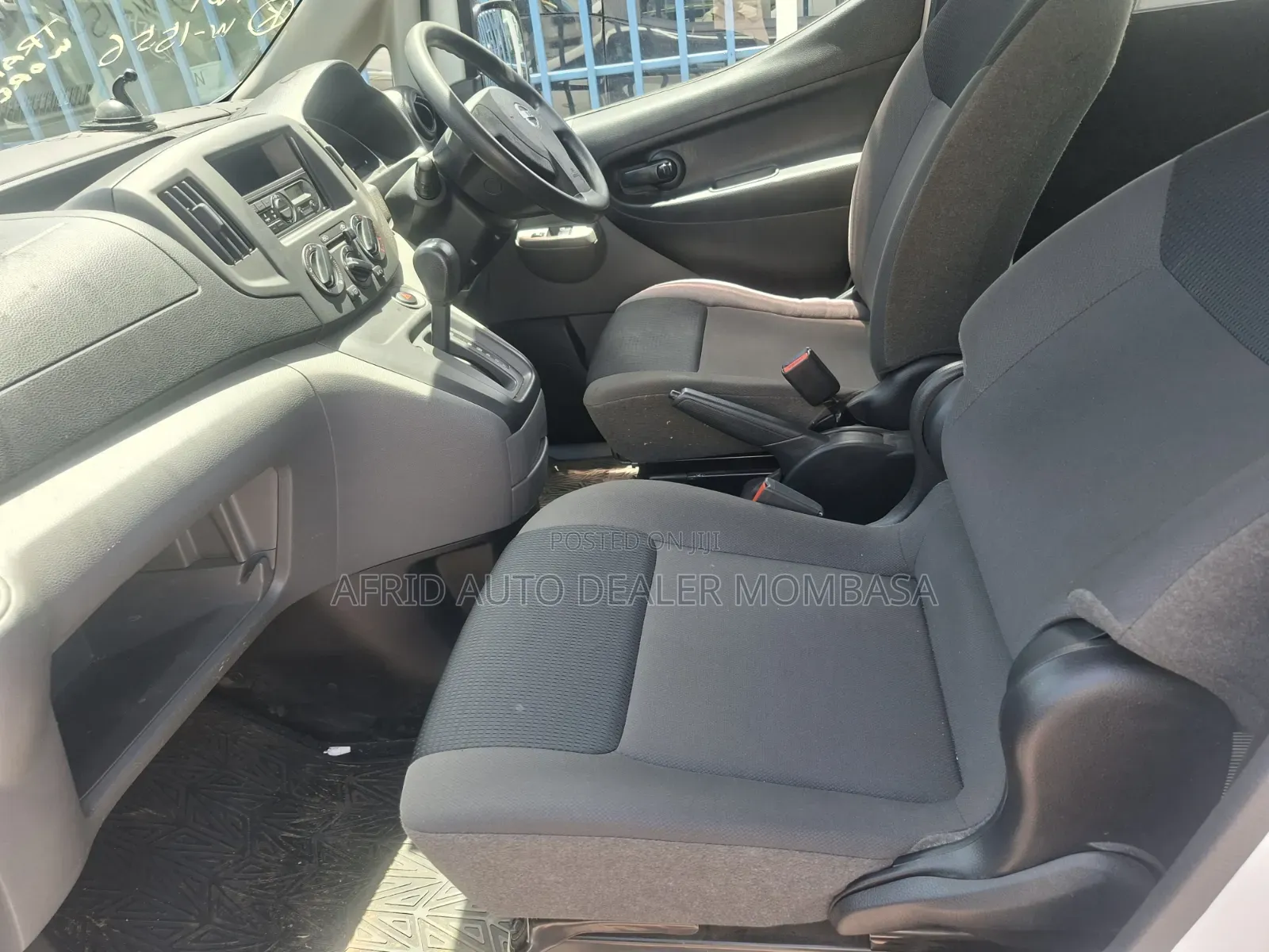 Nissan NV200 2019 White