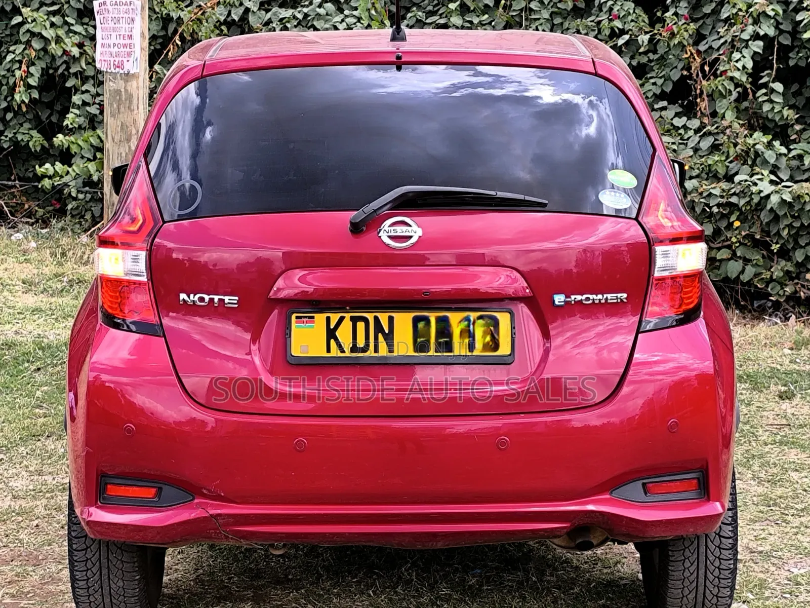 Nissan Note 1.2 Hybrid 2017 Red
