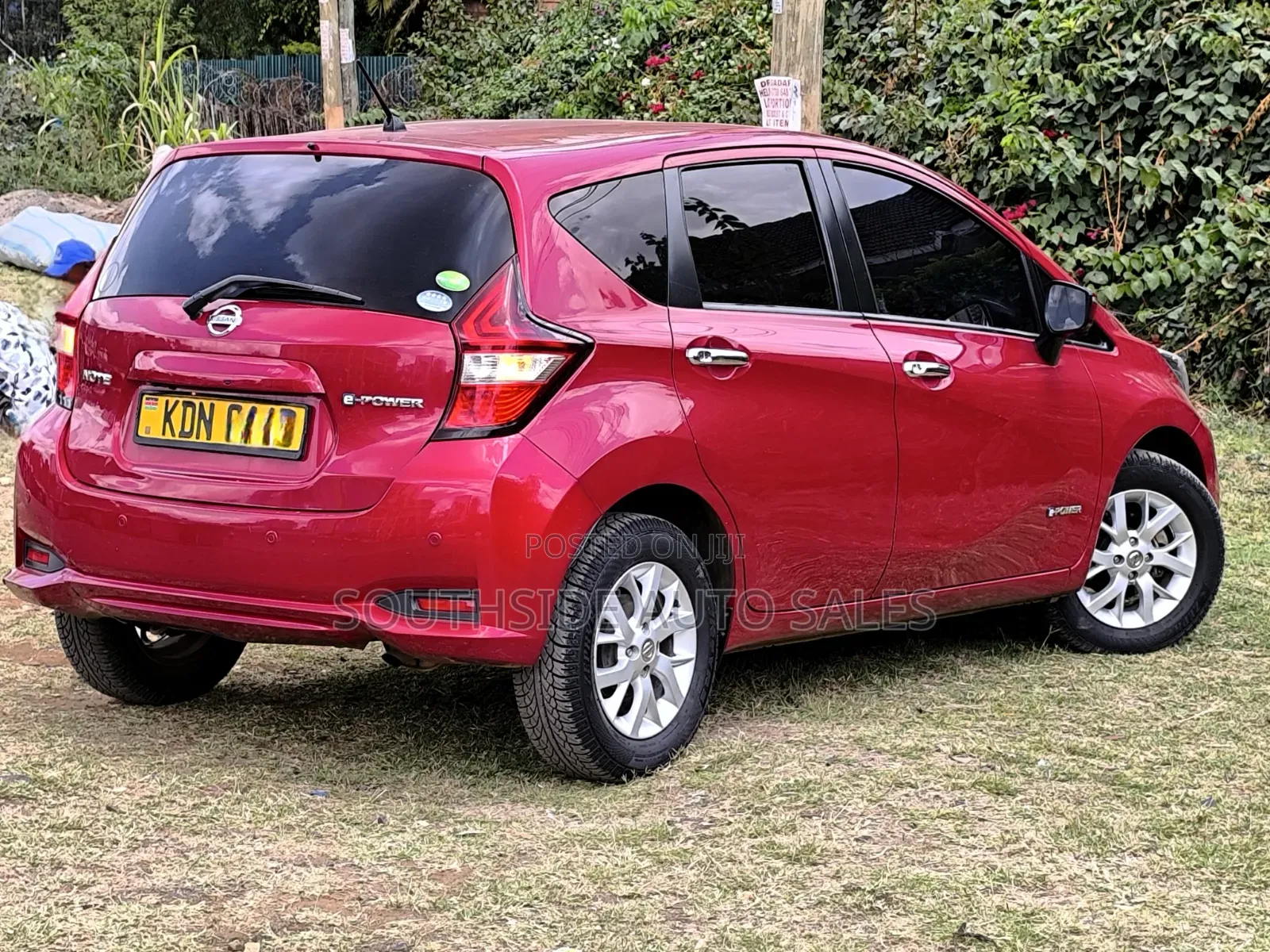 Nissan Note 1.2 Hybrid 2017 Red