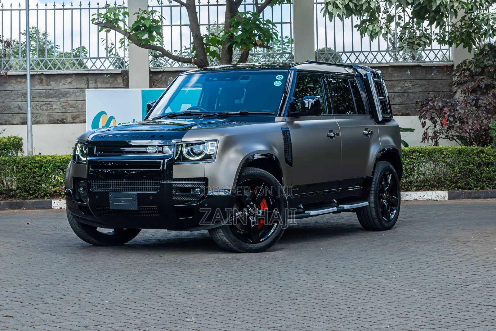 Land Rover Defender 2022 Brown