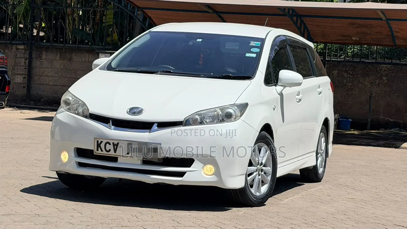 Toyota Wish 2012 White