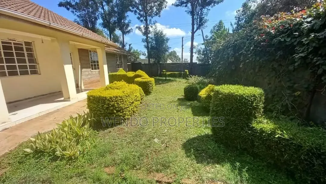 3bdrm Bungalow in Ngong CBD for rent