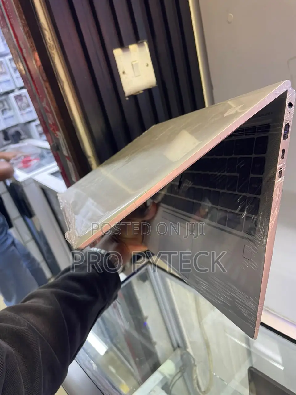 Laptop HP EliteBook 830 G7 16GB Intel Core i7 SSD 512GB