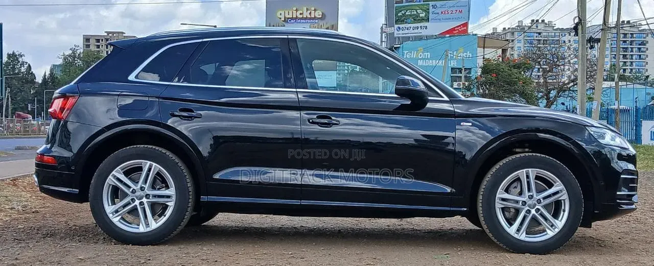 Audi Q5 2.0T Premium AWD quattro 2019 Black